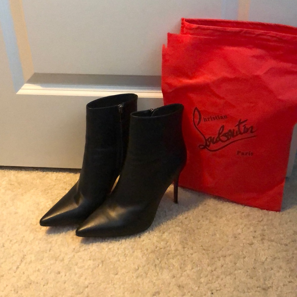 Christian louboutin So Kate booties